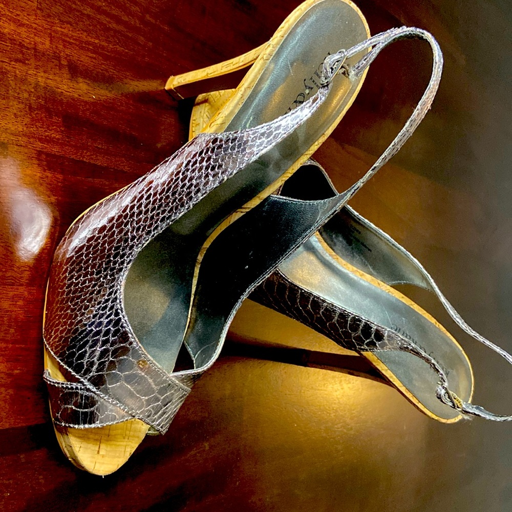 🩶Kelly & Katie Metallic Heels🩶